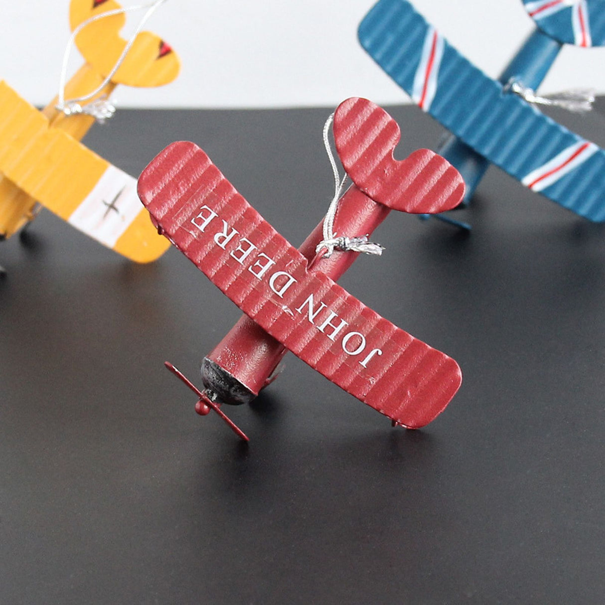3pcs Airplane Hanging Ornament Retro Decoration Iron Airplane Model for Car Desktop Yellow Red Blue