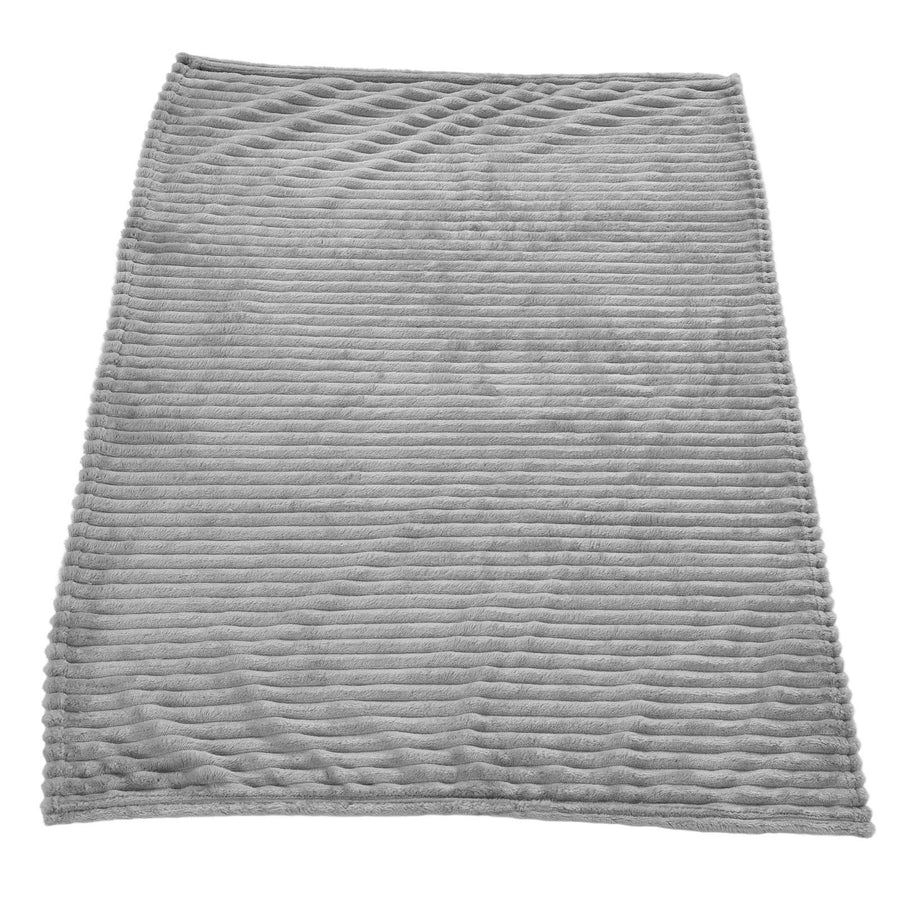 Flannel Throw Blanket Plush Fluffy Light Breathable Fine Workmanship Stylish Simple Soft BlanketGrey