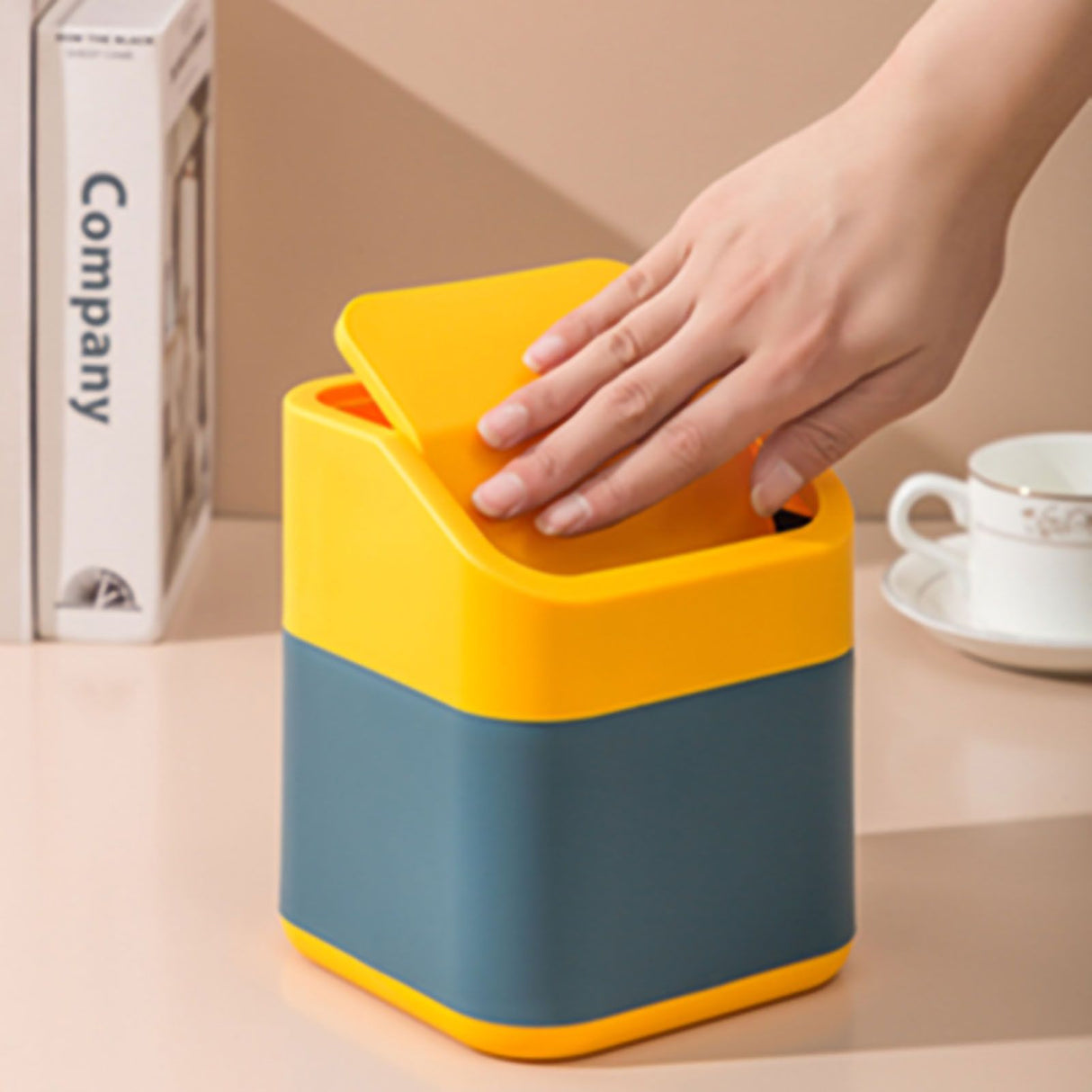 Desktop Trash Can Cute Drop Resistant Portable Tiny Desktop Garbage Bin with Detachable Lid for Car and Home Flip [Yellow Navy]