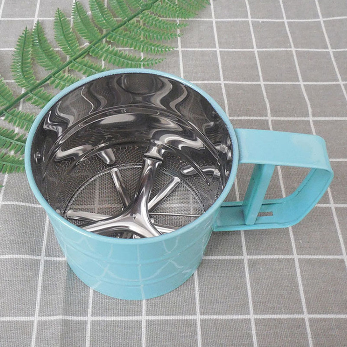 Flour Sifter Stainless Steel Corrosion Resistant Safe Odorless Beautiful Handheld Baking Flour Mesh Sieve Blue