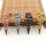 Metal Spiritual Pendulum for Divination Threaded Dowsing Pendulum Healing Pendulum Chain - Close-Up Angle