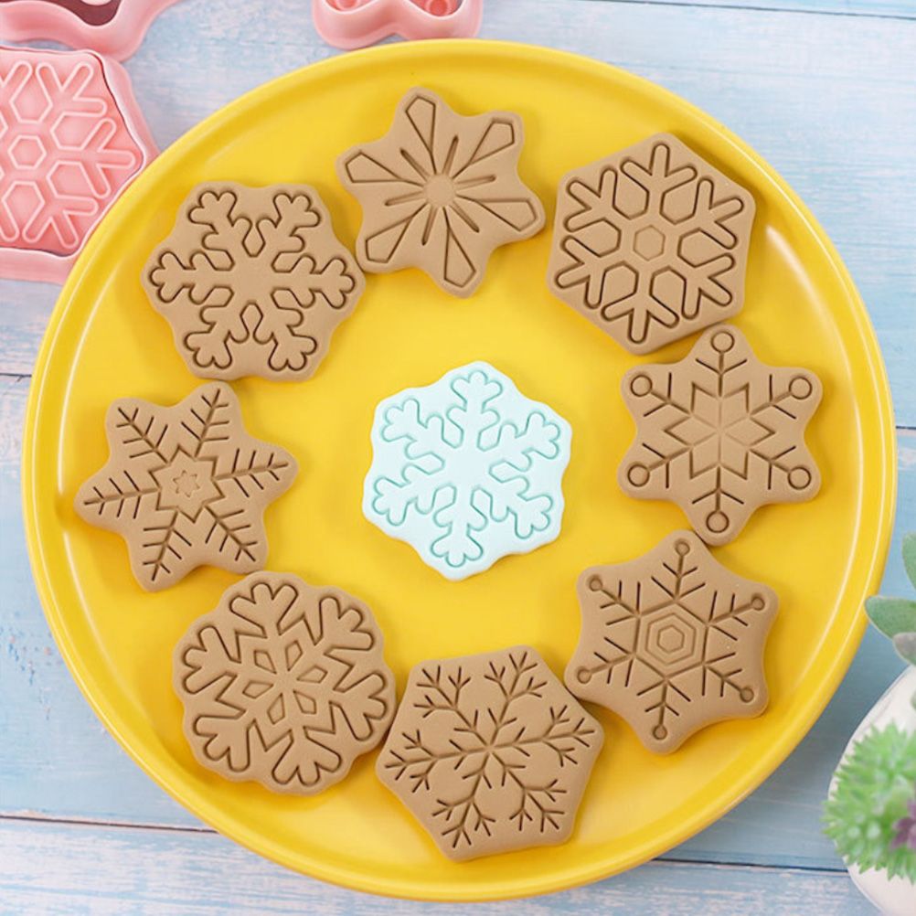 8Pcs/10Pcs 3D Biscuit Cutters Christmas Biscuit Mould Baking Mould Hand Press Biscuit Stamp