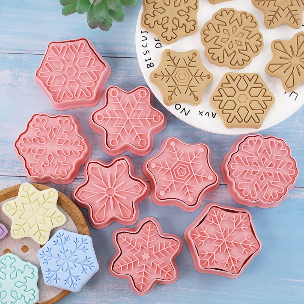 8Pcs/10Pcs 3D Biscuit Cutters Christmas Biscuit Mould Baking Mould Hand Press Biscuit Stamp