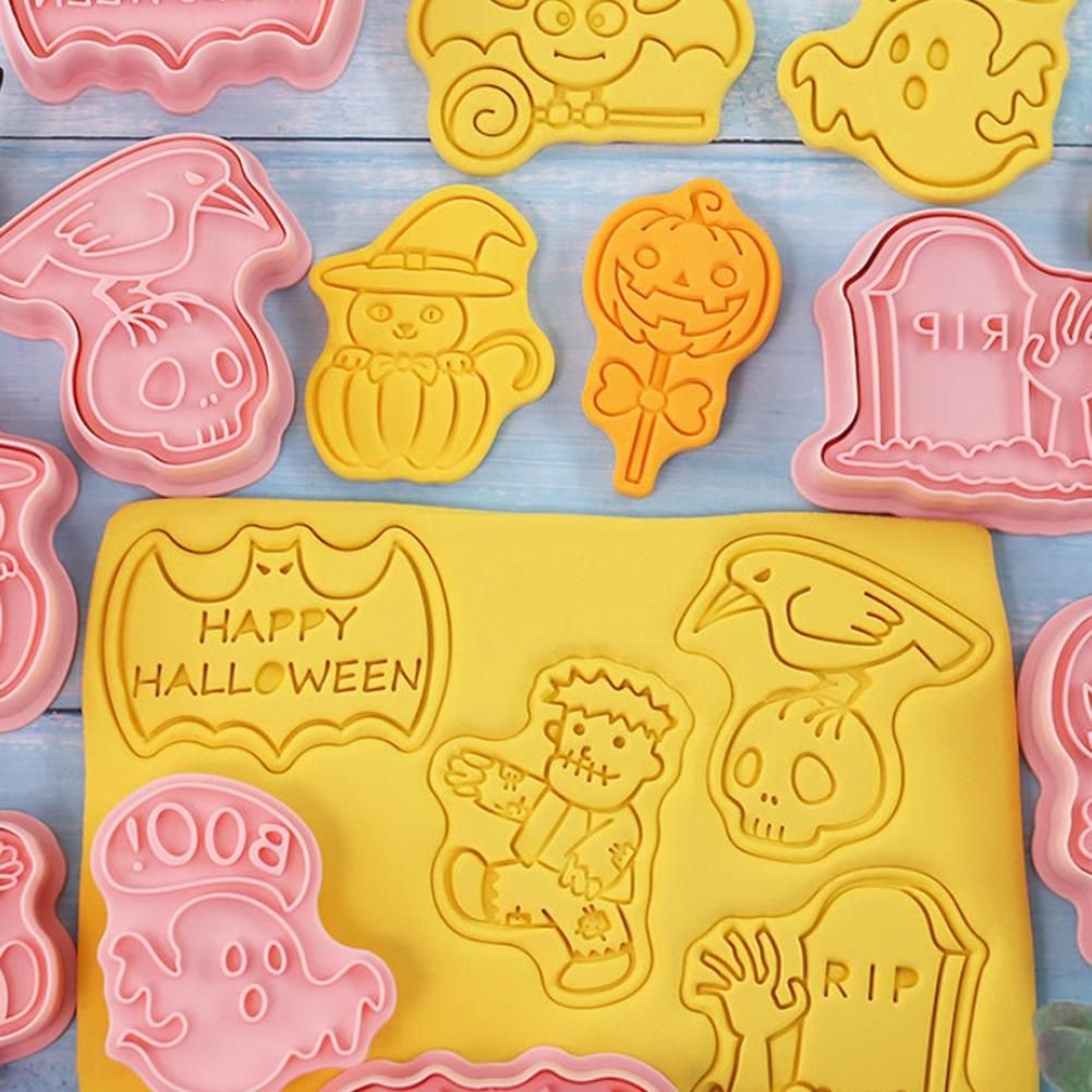 8Pcs 3D Biscuit Cutters Halloween Thanksgiving Biscuit Mould Baking Mould Hand Press Biscuit Stamp