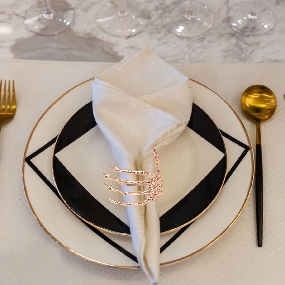 Wine Tableware Halloween Napkin Buckle Ghost Hand Napkin Ring Alloy Napkin Ring Black