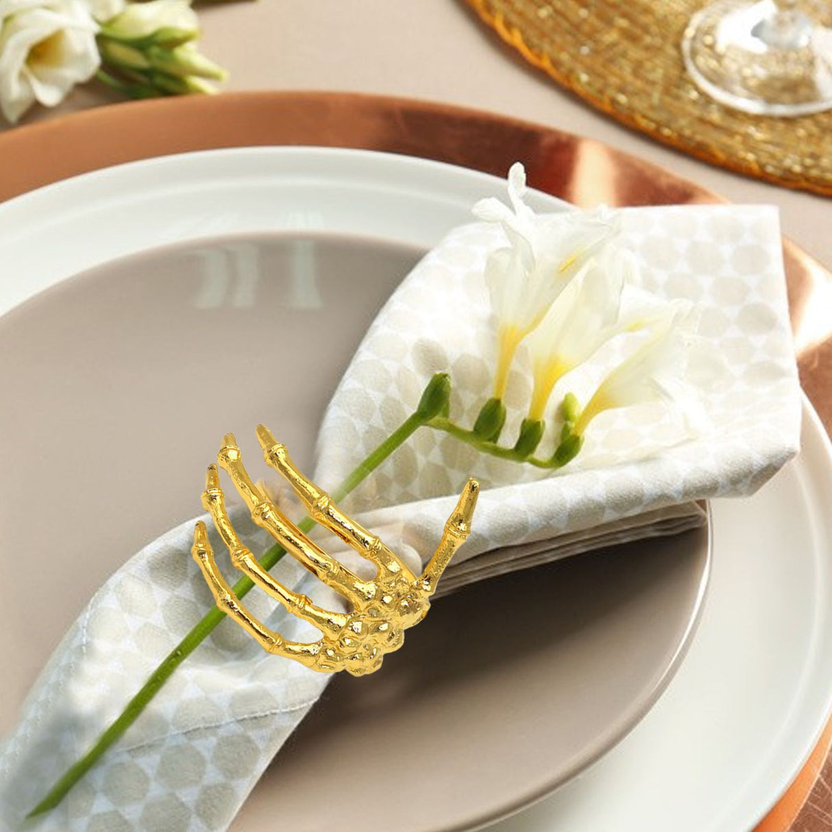 Wine Tableware Halloween Napkin Buckle Ghost Hand Napkin Ring Alloy Napkin Ring Silver