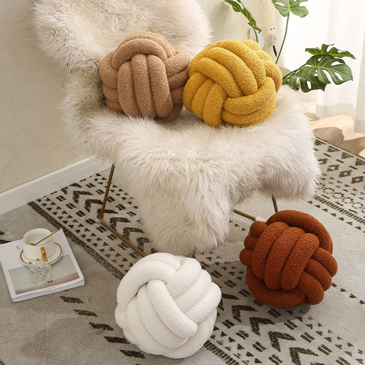 Knot Pillow Exquisite Soft Warm Beautiful Knotted Plush Pillow for Home Car Office Decoration