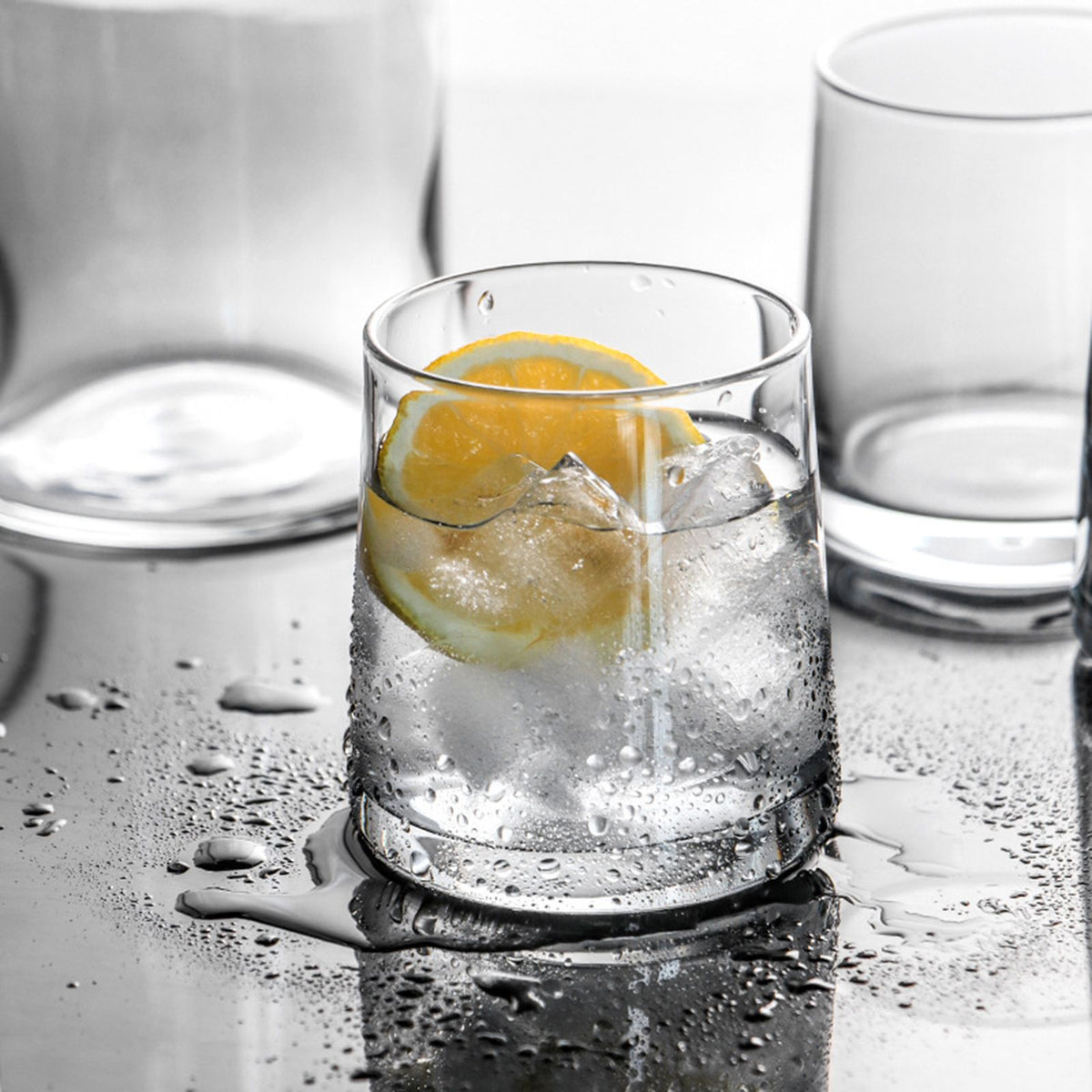 Bedside Glass Pitcher Set 4 Cups Lid 1200ml Capacity Drinking Glasses for Nightstand Colorful
