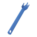 Electric Fence Strainer Handle Steel Fence Tightener Tool for Husbandry Pasture Fence 28.4x4.5x3cm/11.18x1.77x1.18in - Close-Up Angle