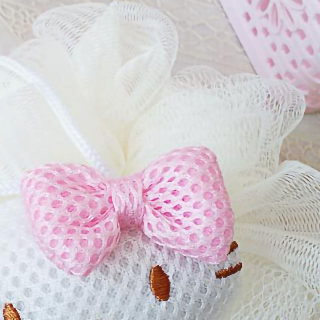 Bath Ball Cute Cartoon Shower Puff Loofah Body Scrubber PE Tool for Cleaning Bathing White Cat