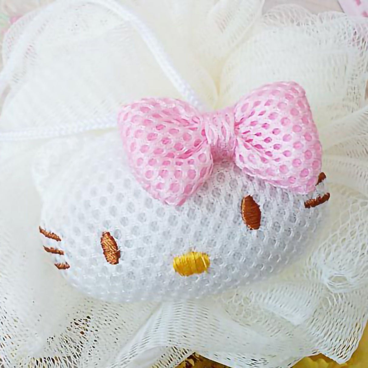 Bath Ball Cute Cartoon Shower Puff Loofah Body Scrubber PE Tool for Cleaning Bathing White Cat