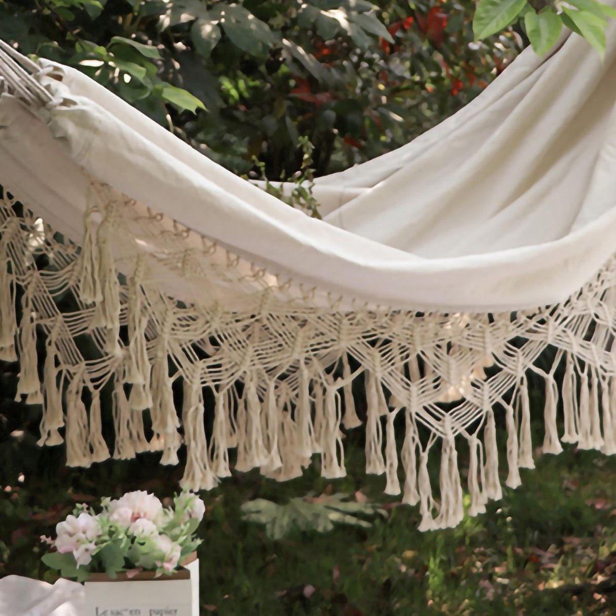 Double Hammock Wearable Portable Rustic Tassel Adult Hammock with 2 Tie Ropes Storage Bag for Camping Indoor Outdoor Beige
