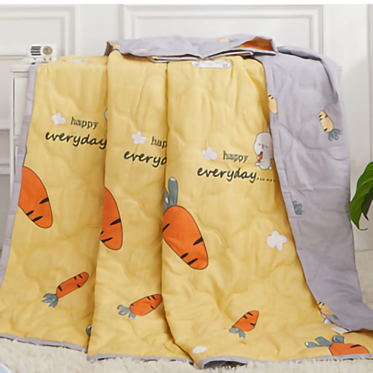 Summer Air Conditioner Quilt Machine Washable Soft Breathable Portable Air Conditioner Blanket Summer Comforter Happy Radish 180x200cm
