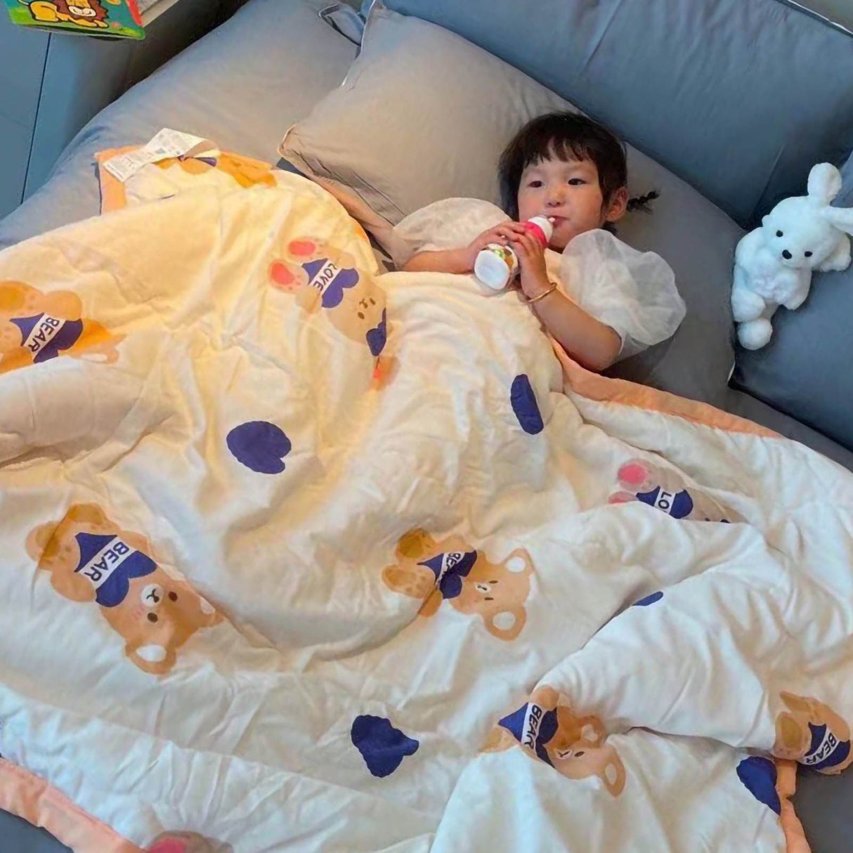 Summer Quilt Single Cartoon Child Cartoon Silk Feather Cotton Blanket Soft Lightweight Coverlet Comforter Happy Bear 47.24x59.06in