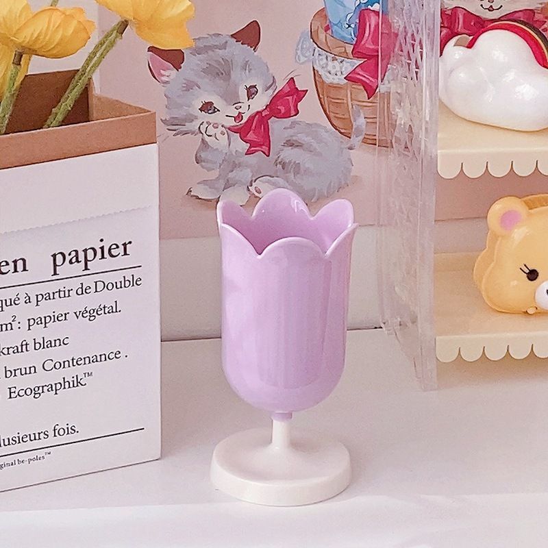 Pen Holder Tulip Shape Innovative Vintage Photo Props Large Capacity Pencil Holder for Office Study Room Home Purple