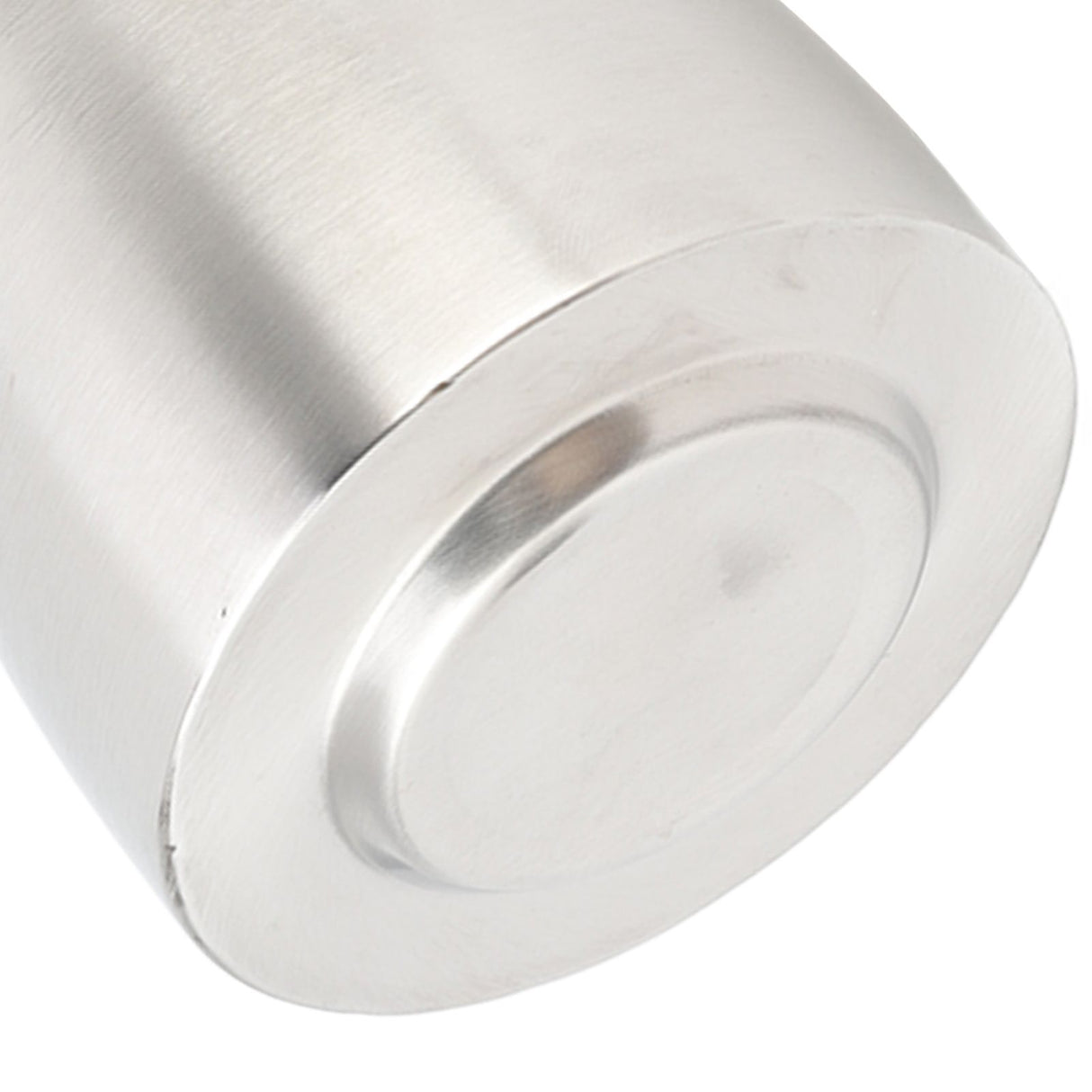 Ashtray Thickened Stainless Steel Rust and Corrosion Protection Home Metal Cone Cigarette Ashtray for Home Office Patio