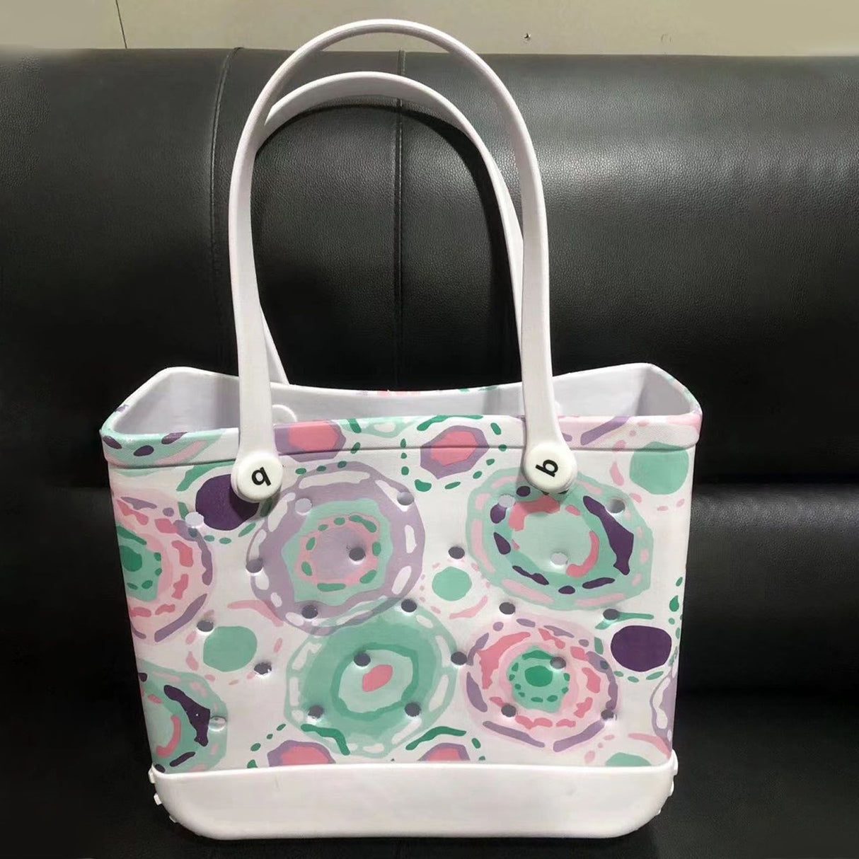 Women Storage EVA Handbag Hole Design Beach Casual Bag for Outdoor Sport Shopping Traveling White Print Small