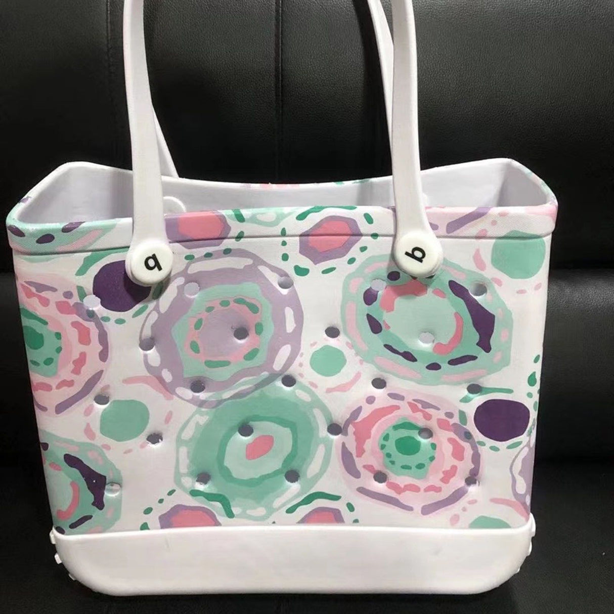Women Storage EVA Handbag Hole Design Beach Casual Bag for Outdoor Sport Shopping Traveling White Print Small