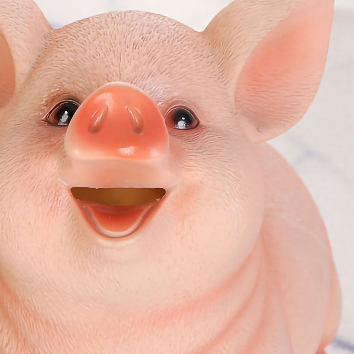 Piggy Bank Cute Pig Appearance Environmentally Friendly Resin Cartoon Piggy Bank Coin Bank Large Pig 21x16x16cm