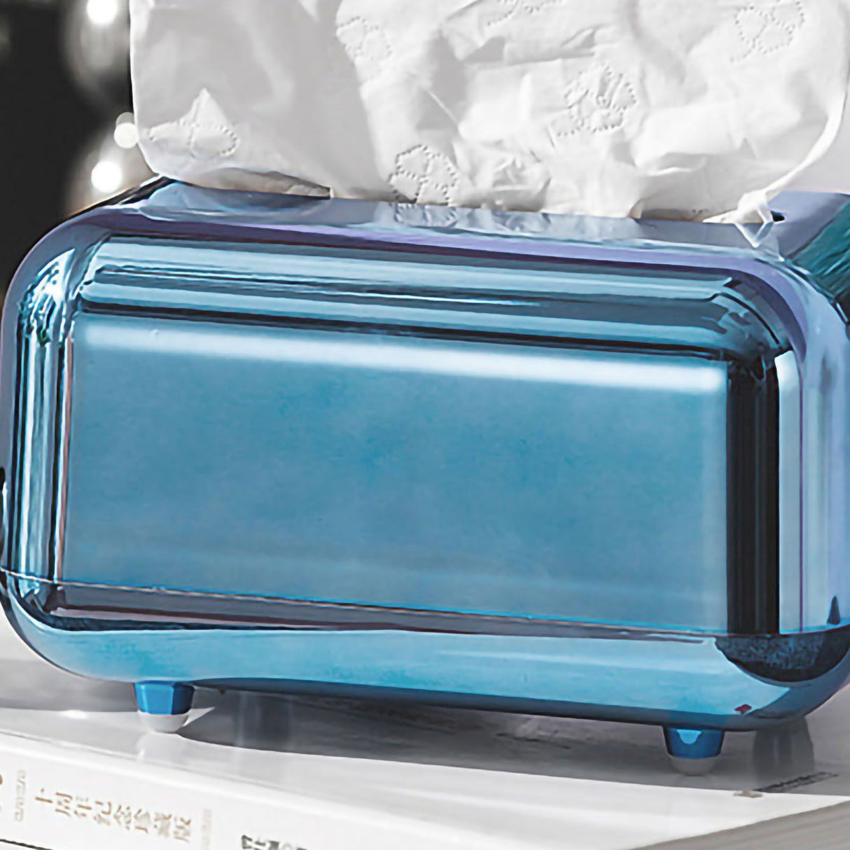 Tissue Storage Box Electroplated Magnetic Retro Built in Spring Facial Tissue Dispenser Box for Home Blue