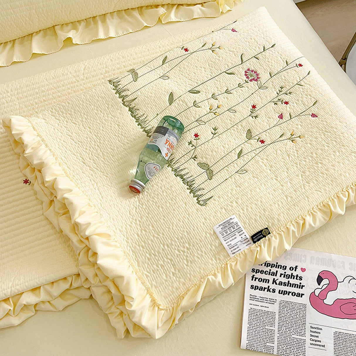 Cotton Quilt Pure Color Home Fashion Elegant Tencel Embroidery Pattern Cotton Summer Cooling Quilt Yellow 200x230