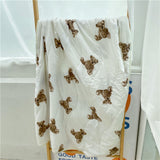 Air Conditioning Blanket Quilt Lightweight Bear Pattern Summer Blanket for Noon Break 150x200