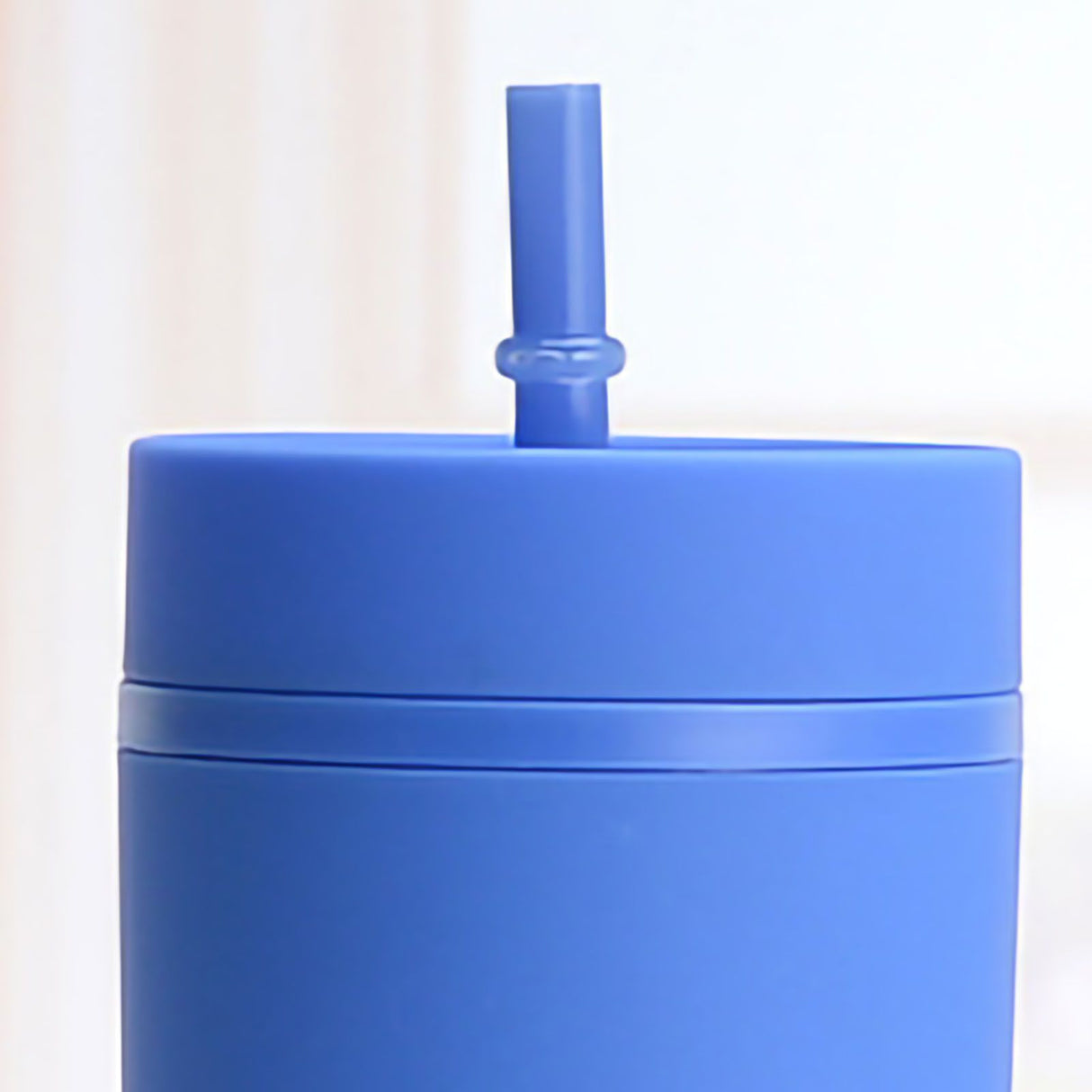 Straw Cup Colorful Plastic Simple Style Comfortable Hand Feeling Large Capacity Drinking Straw Bottle Blue 16oz