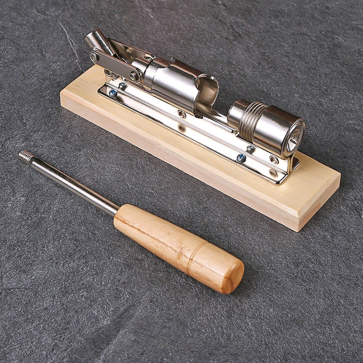 Desktop Mechanical Nut Cracker Tool Metal Walnut Pecan Opener Clip with Handle Lever Type