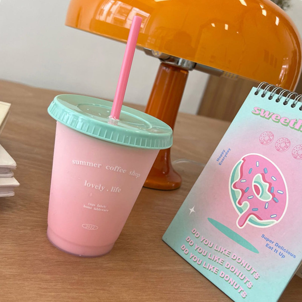 Plastic Coffee Cup Large Capacity Cute Water Cup With Straw Lid for Summer Cold Drinking Summer Coffee Shop 470ml