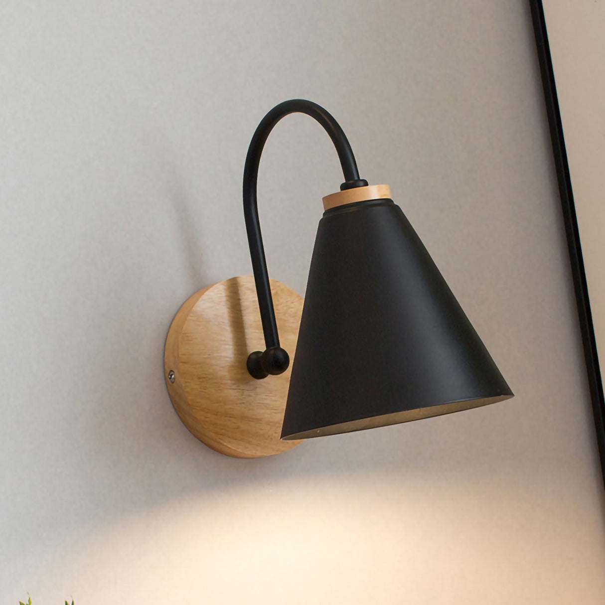 Wall Lamp Curved Simple Antirust Living Room Corridor Study Bedroom Bedside Wall Sconce for Decoration No Light Source Black