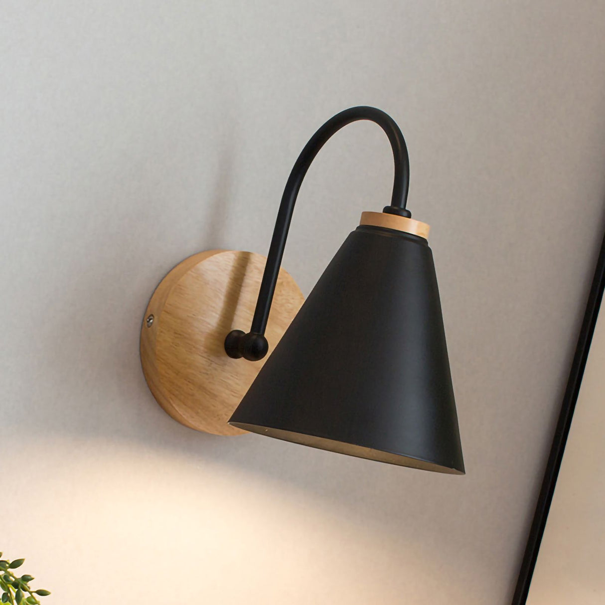 Wall Lamp Curved Simple Antirust Living Room Corridor Study Bedroom Bedside Wall Sconce for Decoration No Light Source Black
