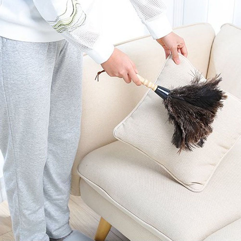 Anti Static Animal Feather Brush Soft Dust Cleaning Brush with Wooden Handle