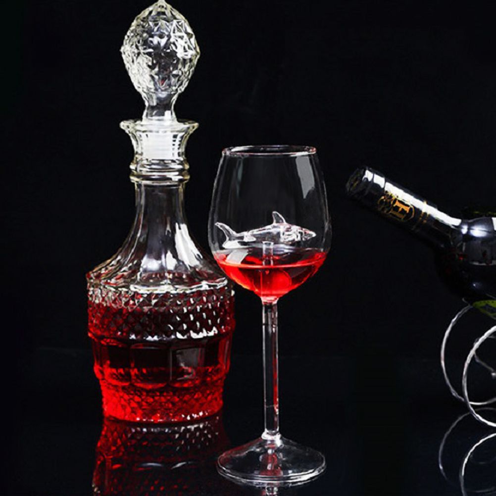 300ml Goblet Glass Mug Shark Wine Glass Goblets for Cold Drink Champagne Goblet Cocktail Glasses Whiskey Cup Party Barware