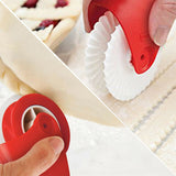 Pastry Wheel Cake Decorator Cutter Kitchen Pizza Pastry Pie Lattice Decorative Cutter Tool - Low Angle