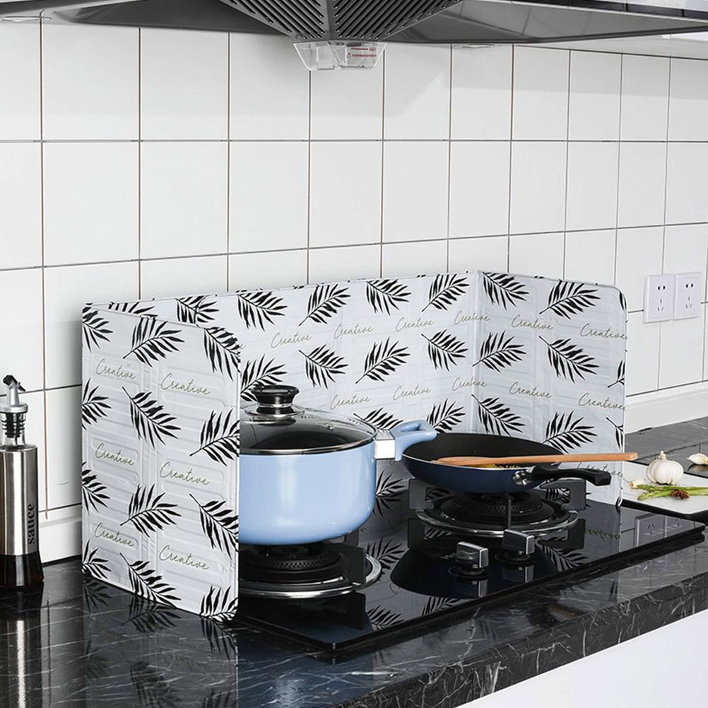 Folding Oil Splatter Shield Splash Proof Panels Gas Stove Shield for Kitchen