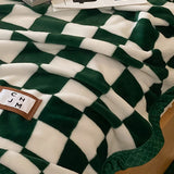 Simple Vintage Checkerboard Blanket Autumn Winter Warm Nap Throw Blanket Flannel Fleece Sofa Leisure Blanket Pine Cone Green 150x200cm