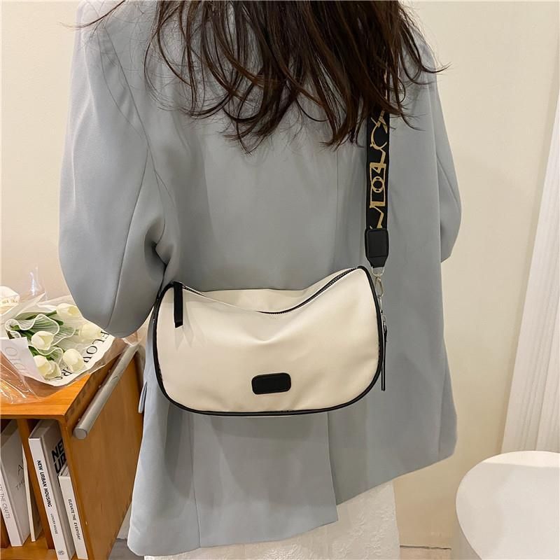 Women One Shoulder Messenger Bag Fashionable Simple Pure Color Bag Ladies Casual Bags Black
