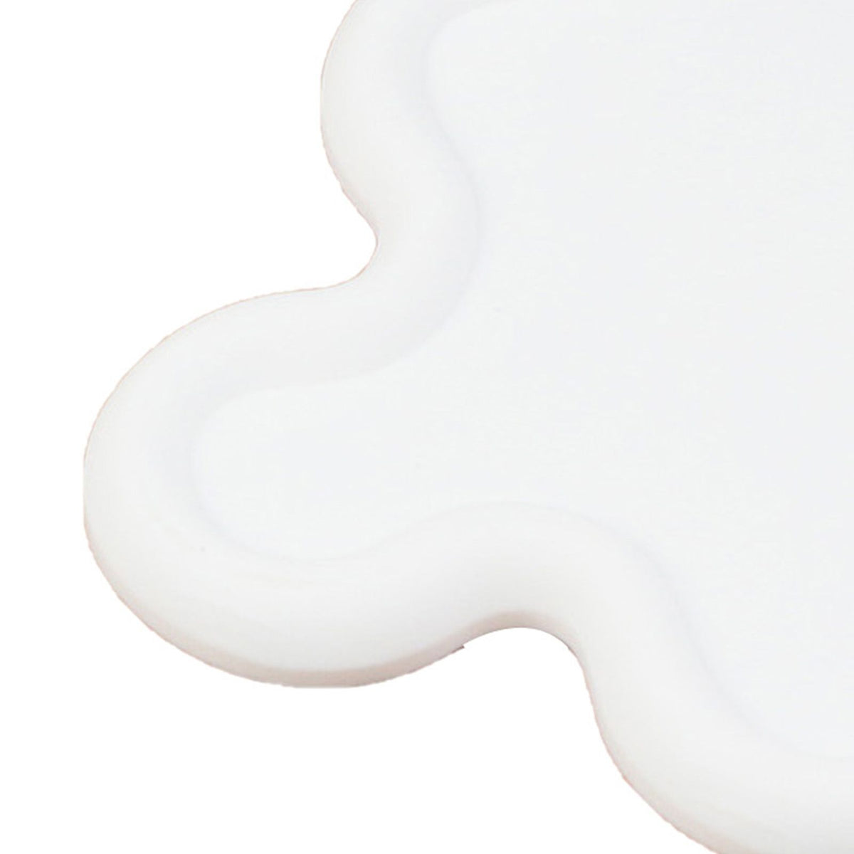 Cup Mat PVC Irregular Shape Heat Resisting Waterproof Household Bowl Mat for Kitchen White