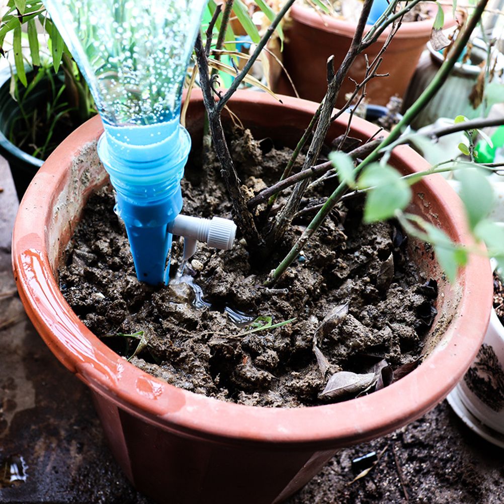 12pcs Self Watering Spikes Plant Waterer Automatic Vacation Drip Irrigation Watering Device