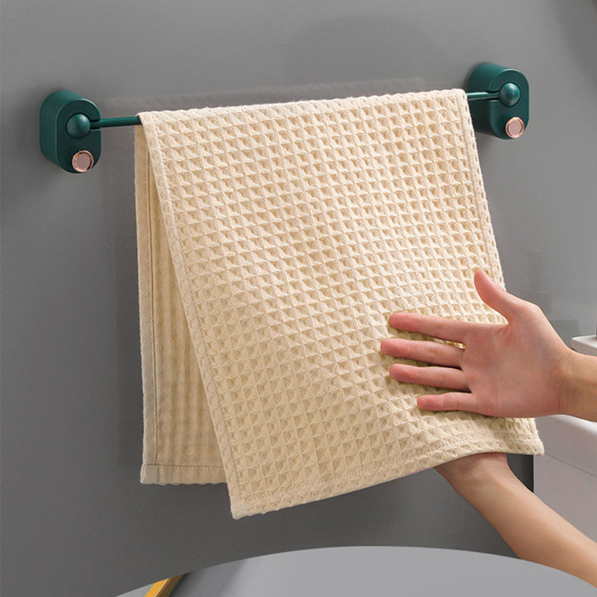 Bathroom Single Towel Rack Perforation Free Wall Mounted Towel Bar Bathroom AccessoryBlack Green Long