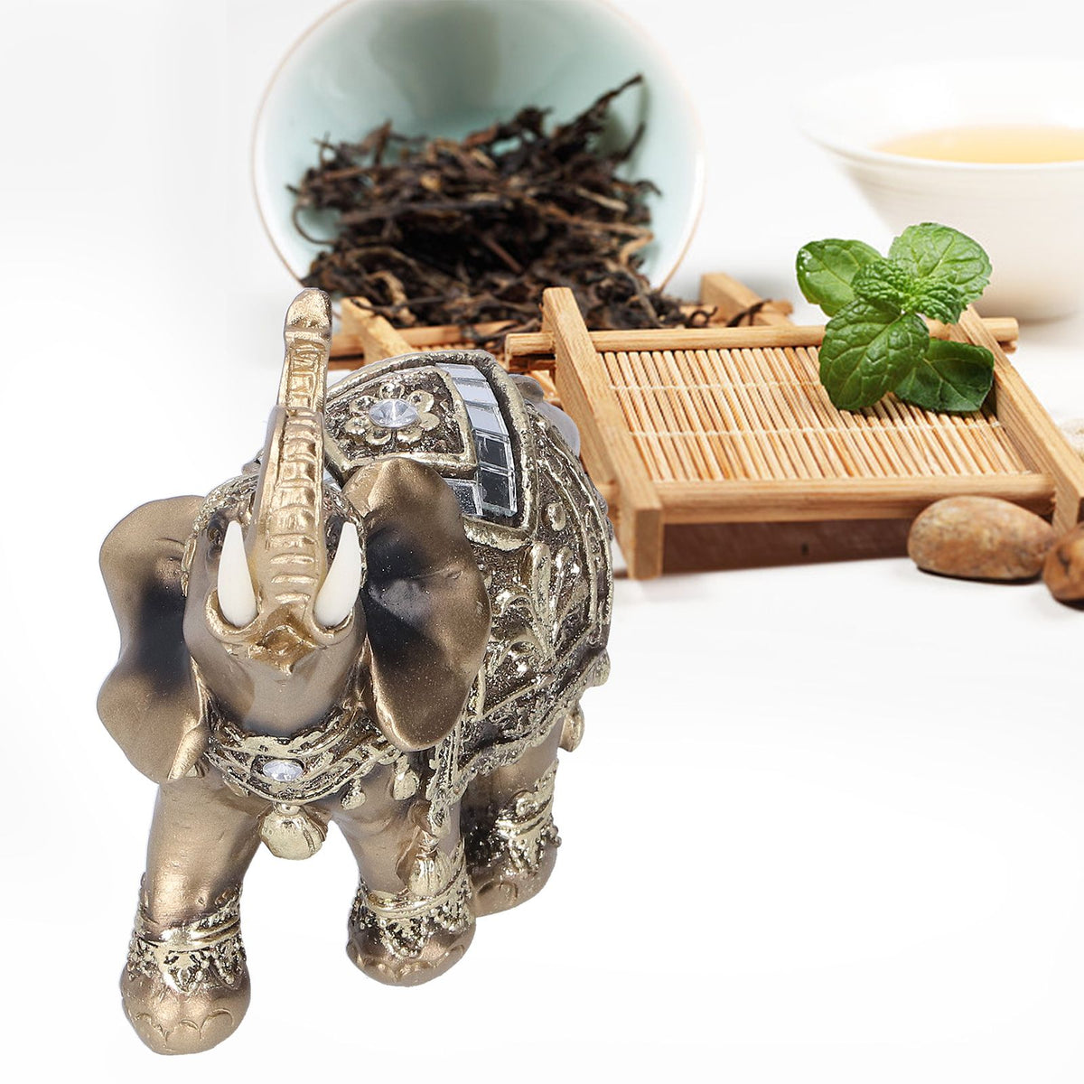Elephant Statue Figurine Feng Shui Resin Animal Ornament Art Crafts Desktop DecorationGold M 10x5x10cm