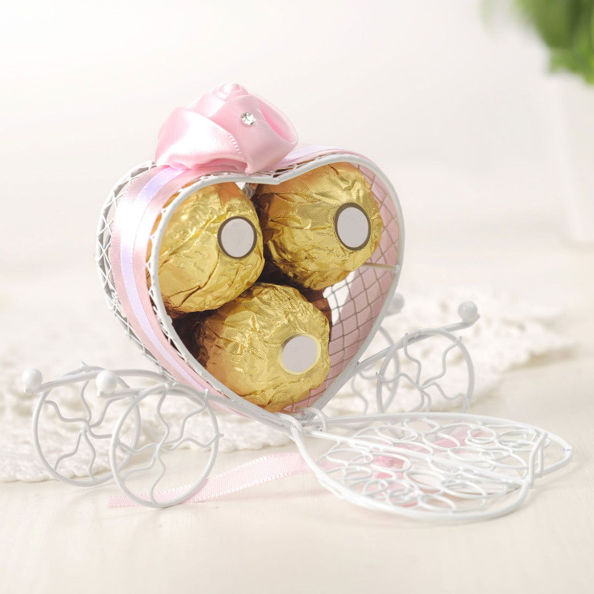 4PCS Wedding Candy Box Tinplate Heart Shaped Candy Box Romantic Valentines Gift Box for Birthday PartyPink