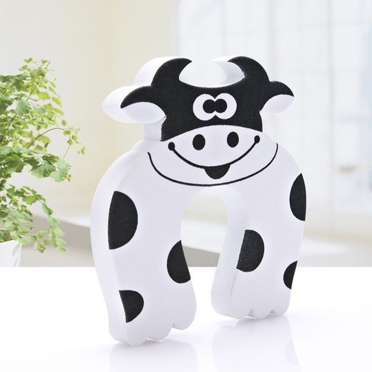 Door Pinch Guard High Elasticity Cute Prevent Pinching Easy to Install Baby Door Stopper for BabiesPattern Color Random Delivery