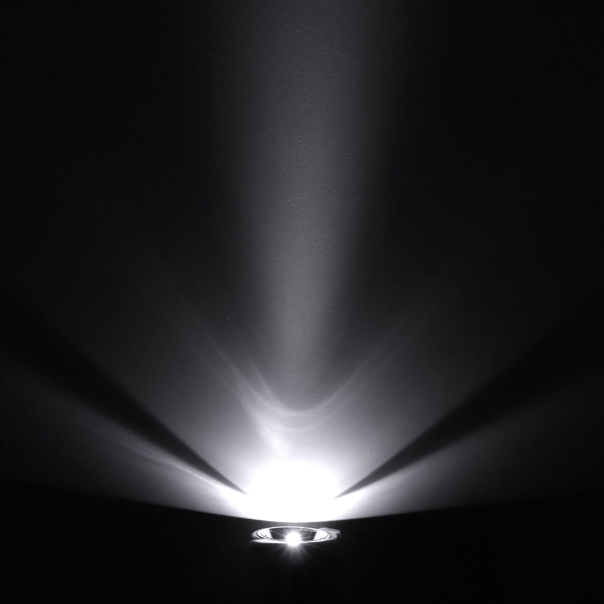 Portable LED Light Bar Flashlight 200lm Detachable Searchlight Lamp for Bedroom Basement Warehouse