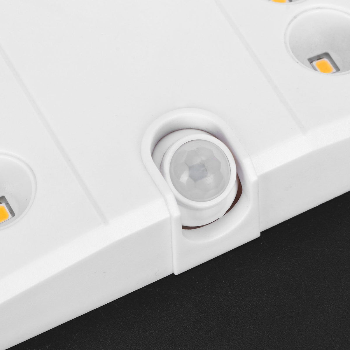 LED Motion Sensor Light USB Infrared Scanning PIR Night Lamp for Wardrobe Cabinet Warm White