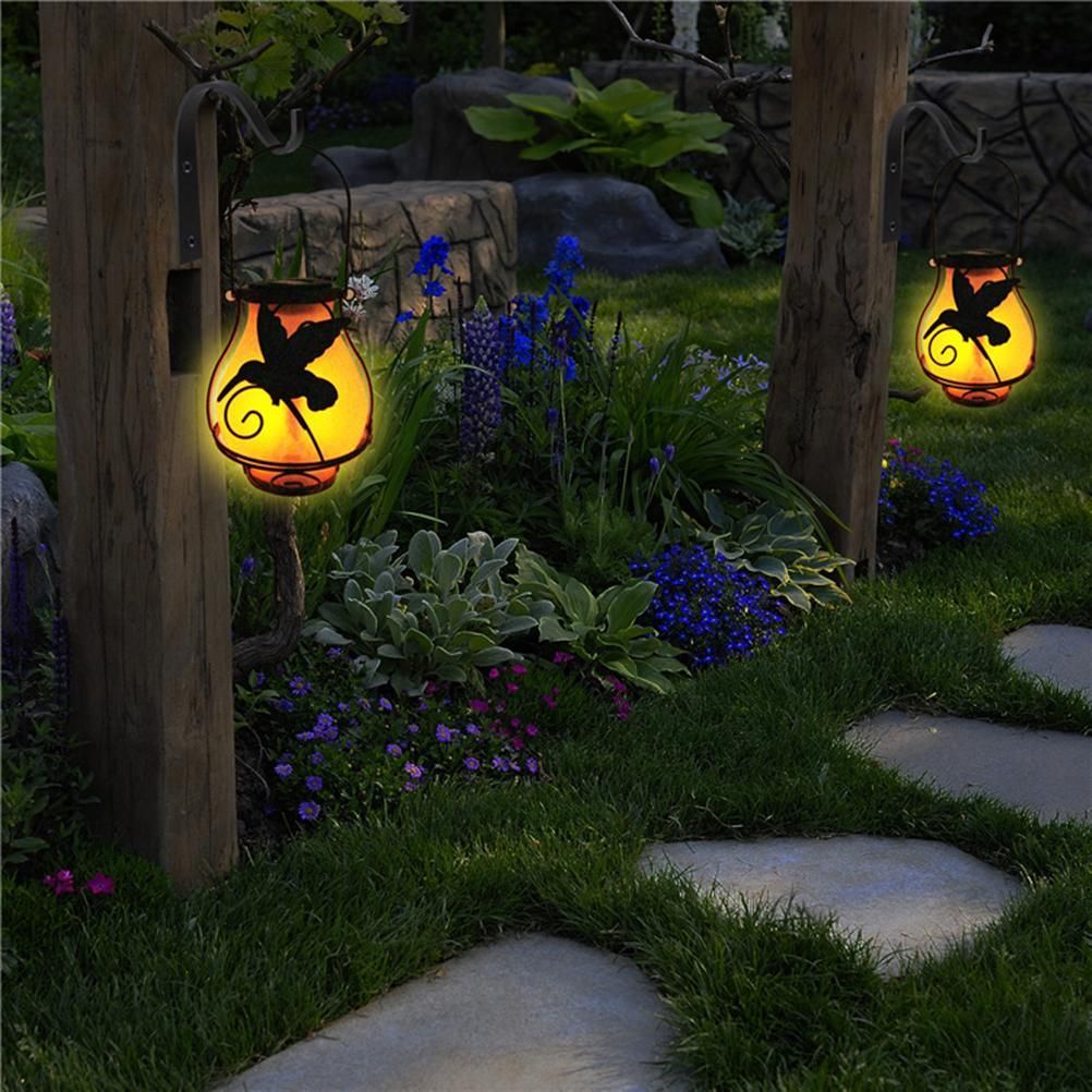 Solar Flame Lantern Lights Flickering Flames Outdoor Solar Lights Hanging Lanterns Waterproof Decoration Lighting Lanterns