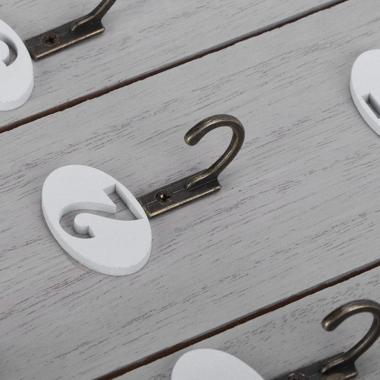 WallMounted Key Rack Wooden Key Organizer Hanger Decorative Key Hanging Holder Decor(C )
