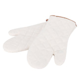 1Pair Heat Resistant Gloves Microwave Oven Mitts Cooking Tools for Home Restaurant - Close-Up Angle