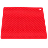 Insulation Pad Food Grade Silicone Pad AntiScalding Thickened Microwave Oven Mat for Kitchen Use(Red )