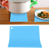 Insulation Pad Food Grade Silicone Pad AntiScalding Thickened Microwave Oven Mat for Kitchen Use(Blue )